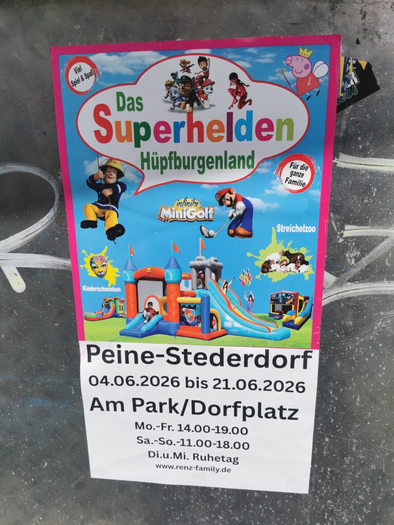 Das Superhelden-Hüpfburgenland in Peine‑Stederdorf