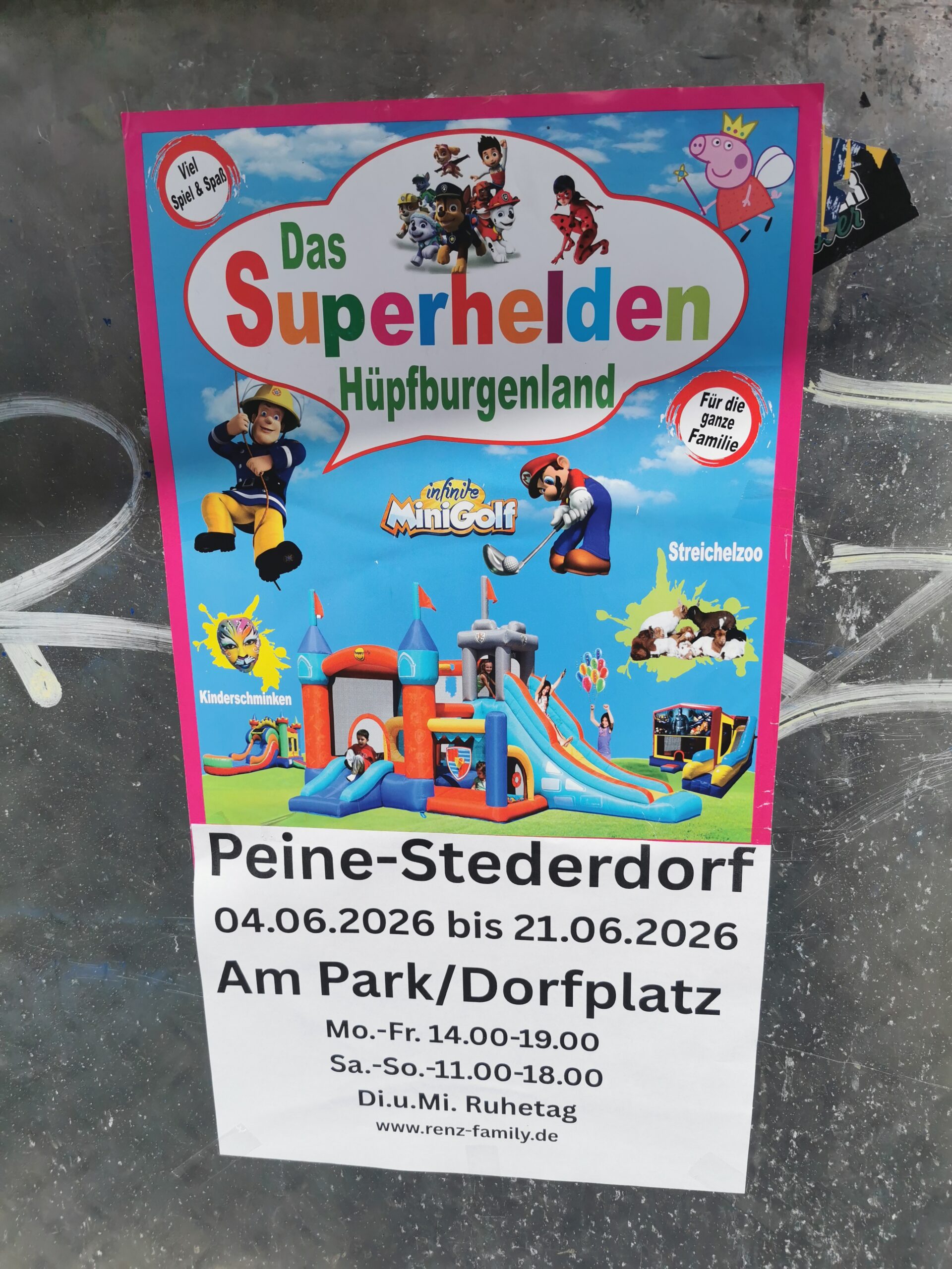 Das Superhelden-Hüpfburgenland in Peine‑Stederdorf